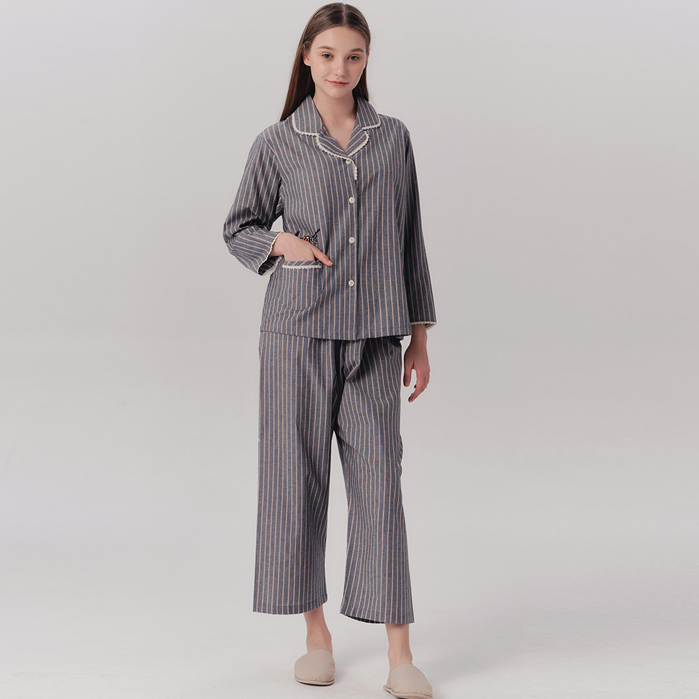 홈웨어세트 여성수면잠옷 체크무늬 산리오 키티파자마 실내복 라운지웨어 (셔츠형)